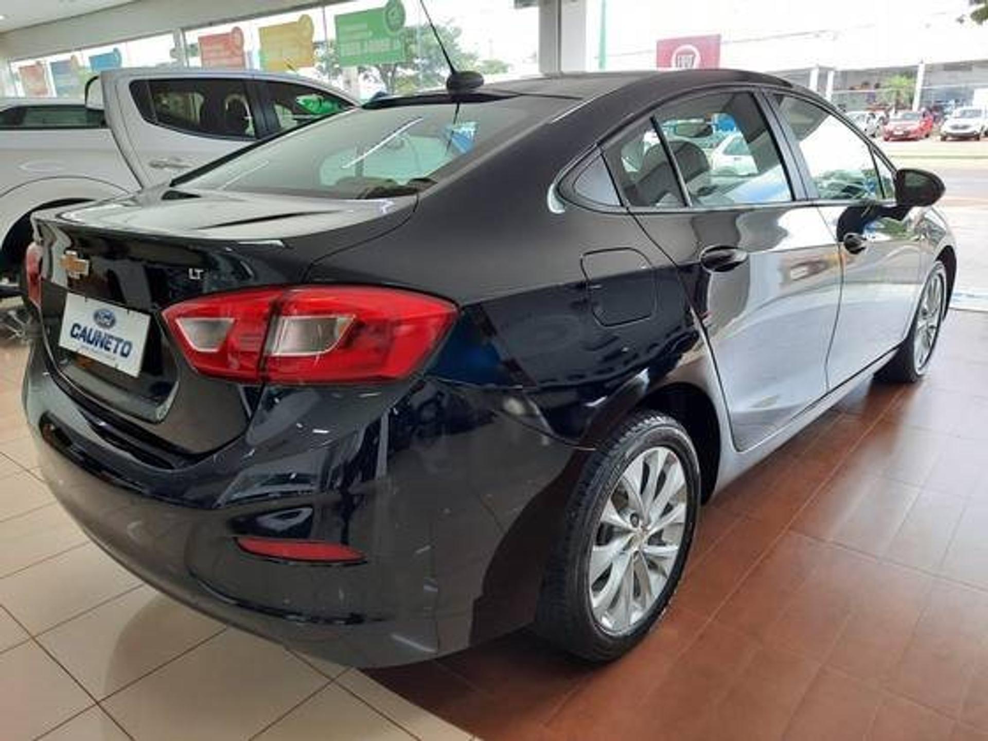 chevrolet-cruze-1.4-turbo-lt-16v-flex-4p-automatico-wmimagem10432874432